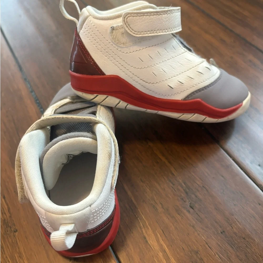 Nike Air Jordan Velocity GRAY WHITE RED Toddler Sz 9 sneaker shoes basketball - Picture 6 of 11